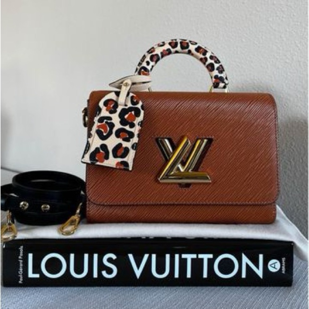 Louis Vuitton TWIST MM
